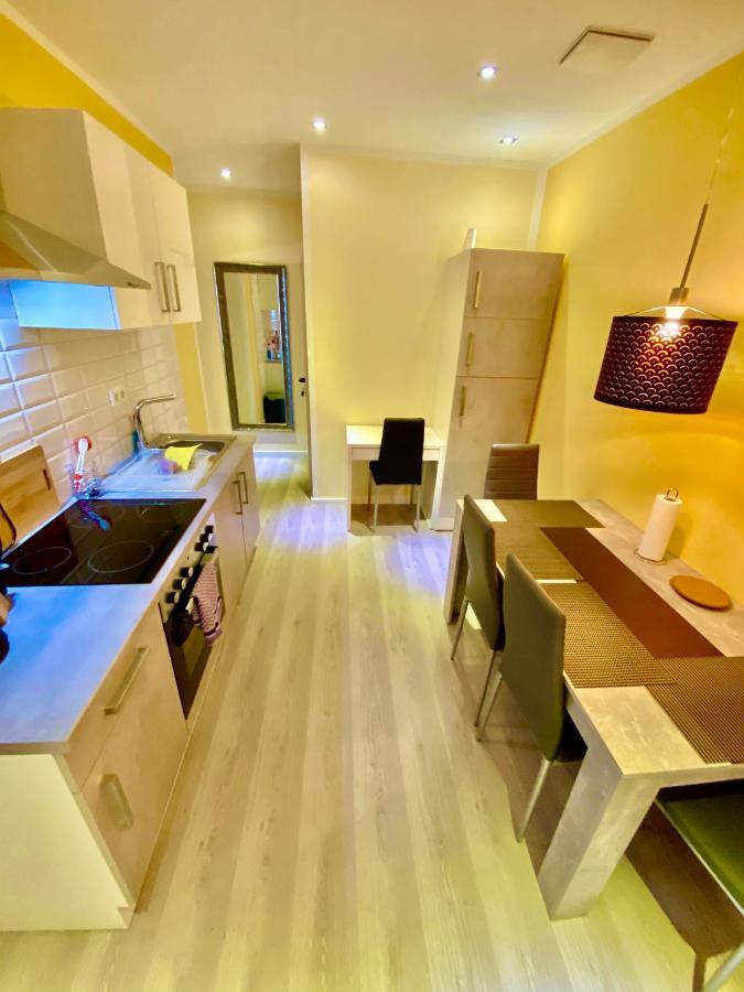 Business Apartment Near Neuss/Duesseldorf コルシェンブロイヒ エクステリア 写真