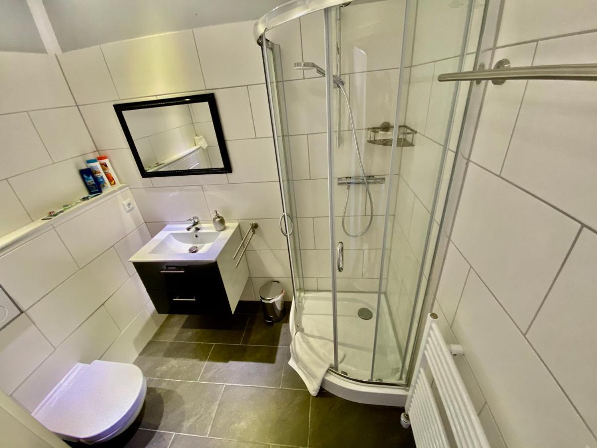 Business Apartment Near Neuss/Duesseldorf コルシェンブロイヒ エクステリア 写真