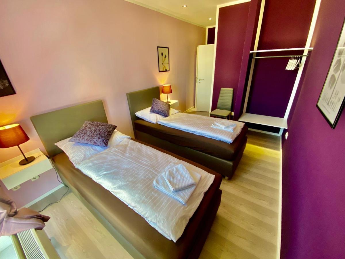 Business Apartment Near Neuss/Duesseldorf コルシェンブロイヒ エクステリア 写真