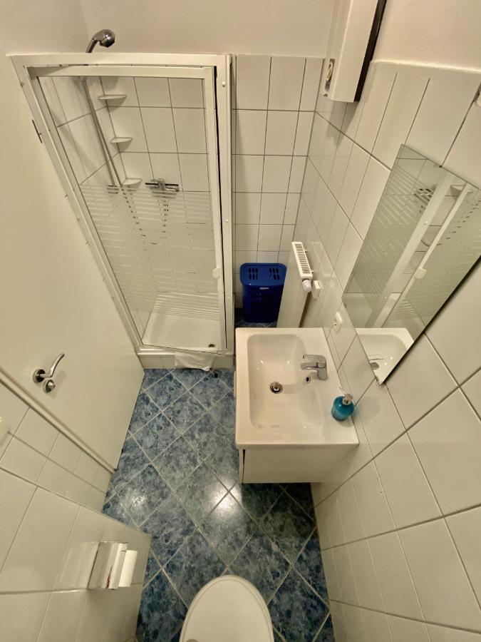 Business Apartment Near Neuss/Duesseldorf コルシェンブロイヒ エクステリア 写真